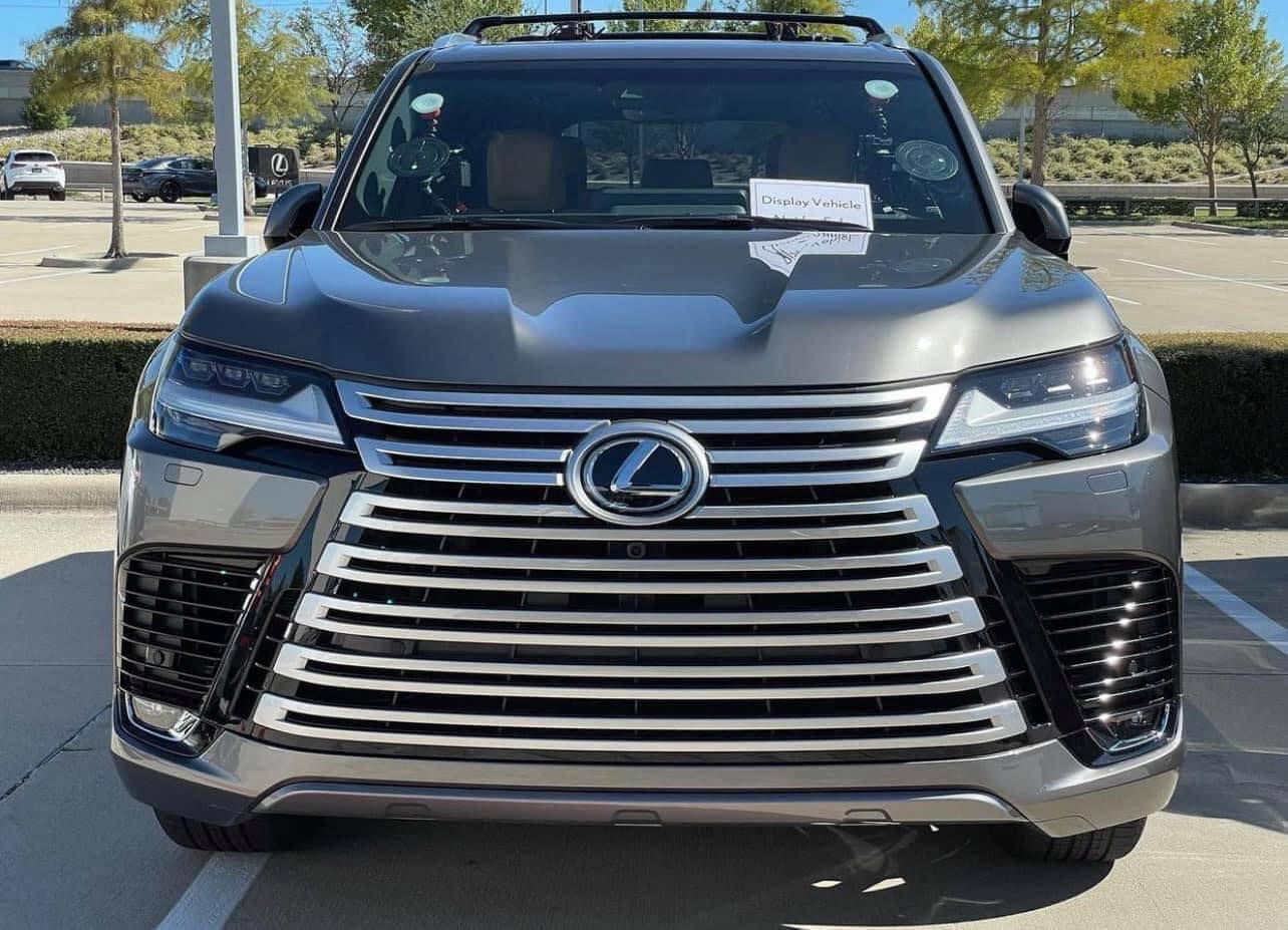 ugliest lexus ever.jpg